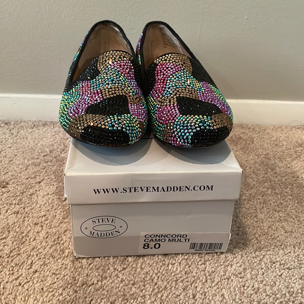 Never worn flats with original box